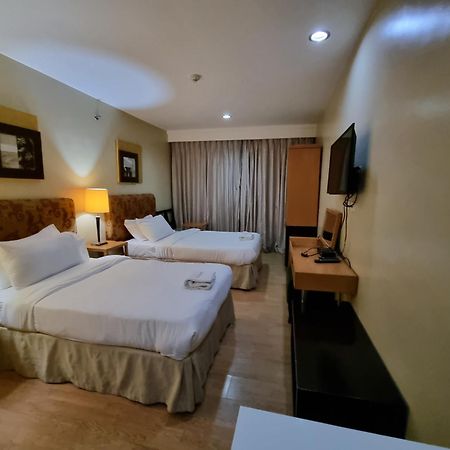 One Tagaytay Place Private Residences Tagaytay City Exterior photo