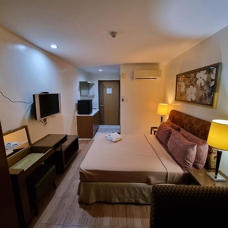 One Tagaytay Place Private Residences Tagaytay City Exterior photo