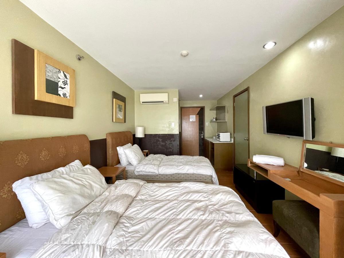 One Tagaytay Place Private Residences Tagaytay City Exterior photo