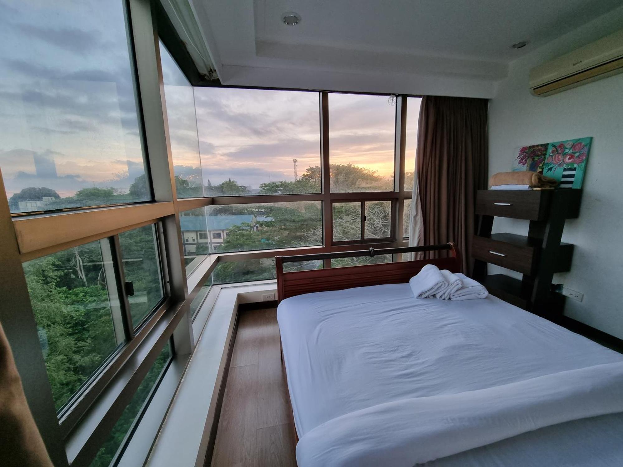 One Tagaytay Place Private Residences Tagaytay City Exterior photo